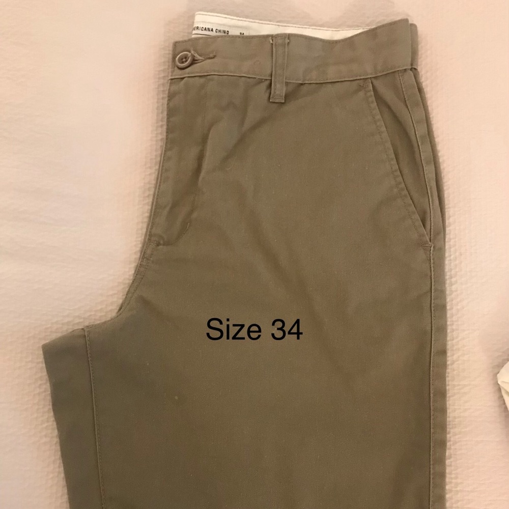 Classic Men’s Khaki Shorts